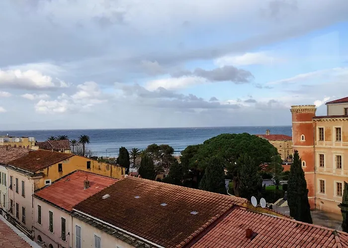 Blasini Proche &